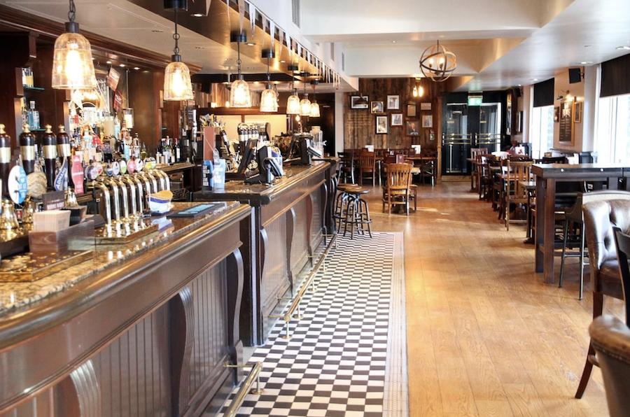 The Henry Addington Best Pub and Bar in Canary Wharf